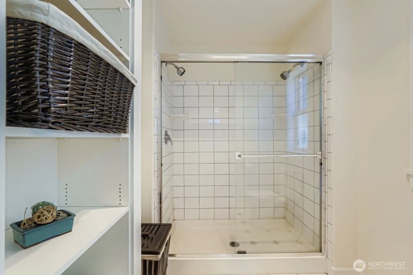 Property photo for 8309 California Avenue Sw, Seattle photo 16