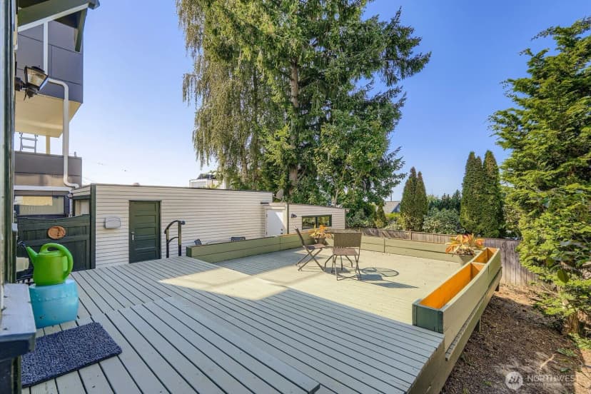 Property photo for 8309 California Avenue Sw, Seattle photo 23