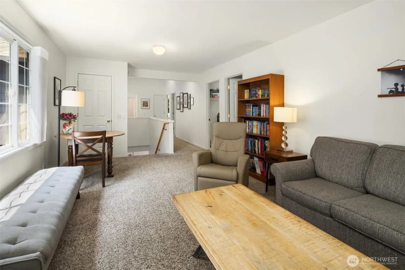 Property photo for 12741 37th Avenue Ne, Seattle photo 18