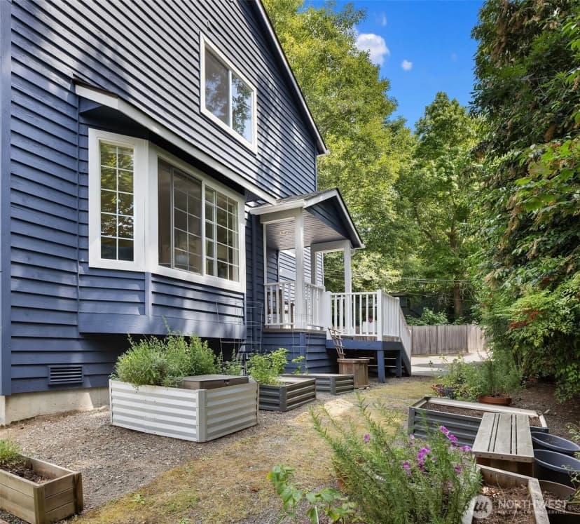 Property photo for 12741 37th Avenue Ne, Seattle photo 31