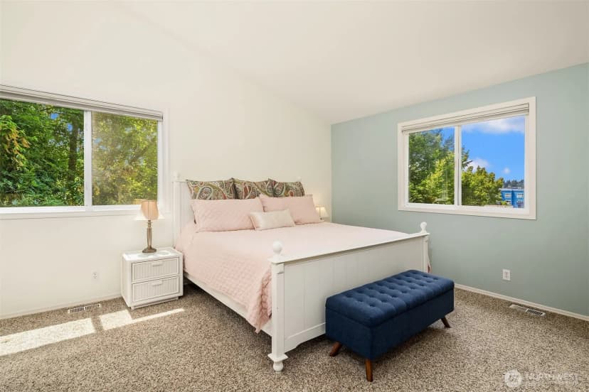 Property photo for 12741 37th Avenue Ne, Seattle photo 19