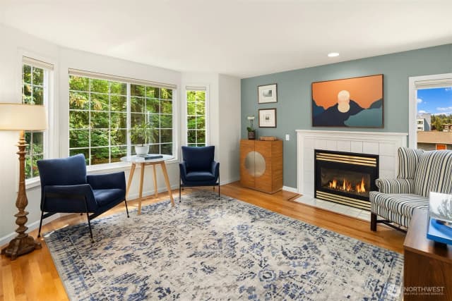 Property photo for 12741 37th Avenue Ne, Seattle photo 3