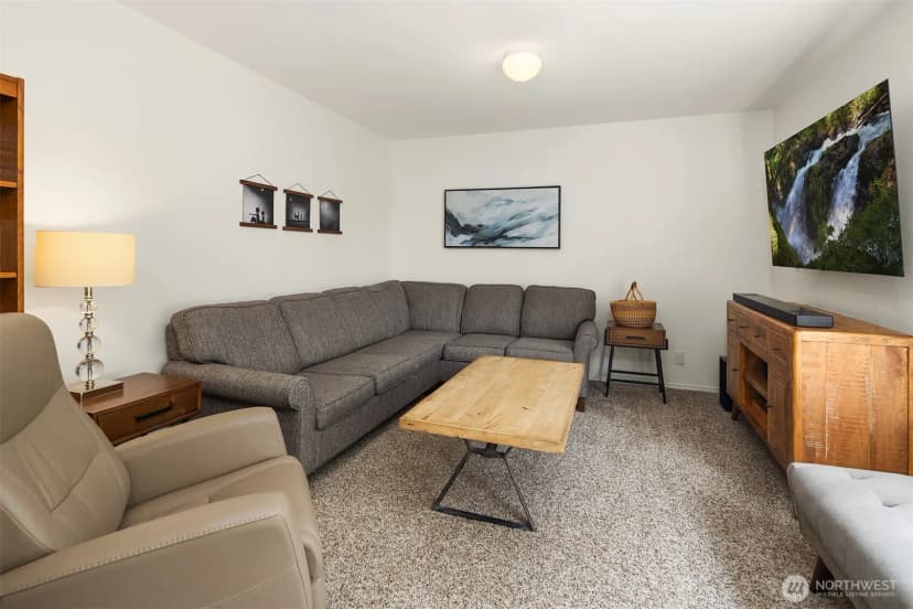 Property photo for 12741 37th Avenue Ne, Seattle photo 17