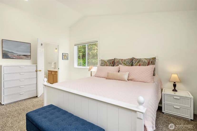 Property photo for 12741 37th Avenue Ne, Seattle photo 21