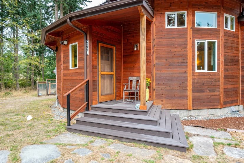 Property photo for 530 Lucky Dog Lane, Coupeville photo 3