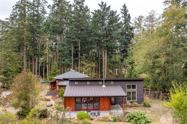 Property photo for 530 Lucky Dog Lane, Coupeville