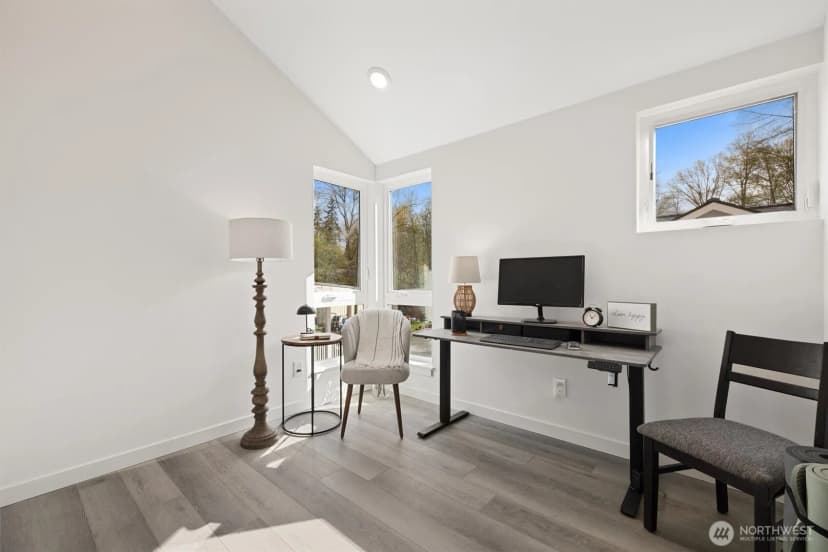 Property photo for 5984 26th Avenue Sw #b, Seattle photo 7