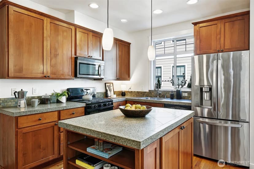 Property photo for 4046 B Ne 55th Street, Seattle photo 13