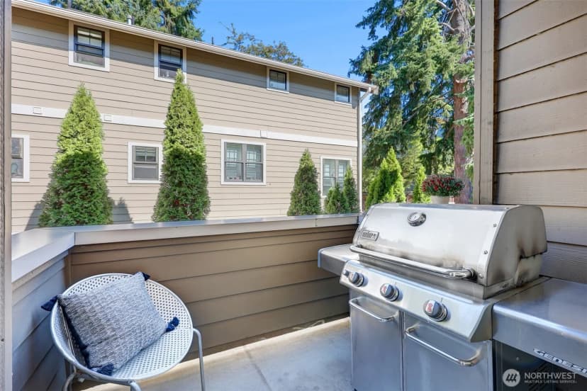 Property photo for 4046 B Ne 55th Street, Seattle photo 18