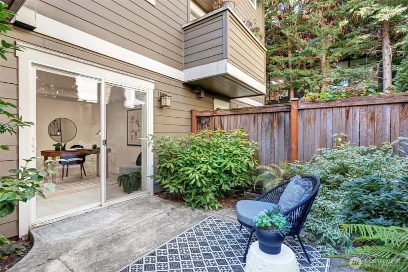 Property photo for 4046 B Ne 55th Street, Seattle photo 6