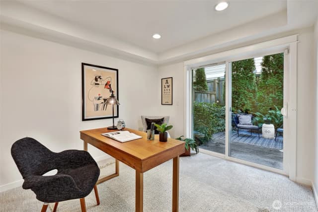Property photo for 4046 B Ne 55th Street, Seattle photo 4