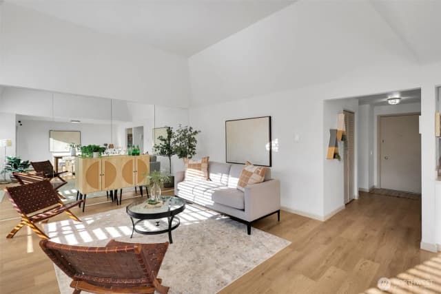 Property photo for 10218 Ne 16th Street #q-7, Bellevue photo 2