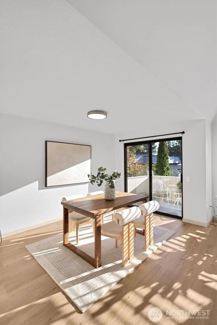 Property photo for 10218 Ne 16th Street #q-7, Bellevue photo 6