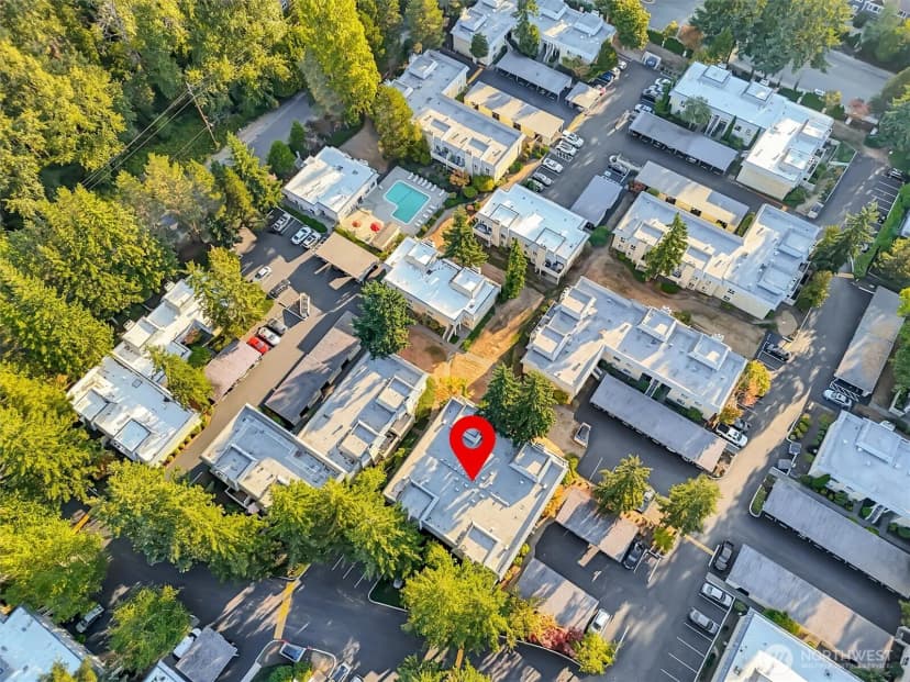 Property photo for 10218 Ne 16th Street #q-7, Bellevue photo 32