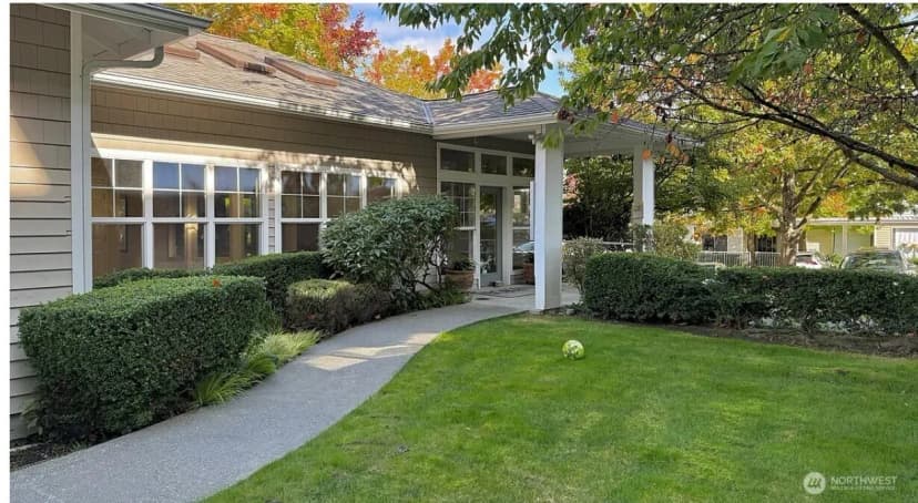 Property photo for 801 Rainier Avenue N #g-137, Renton photo 2