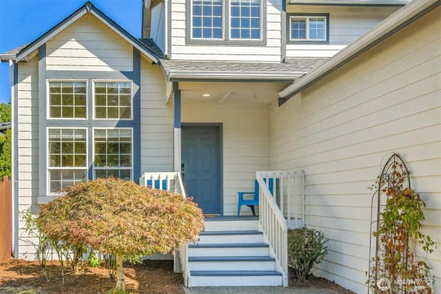 Property photo for 18524 114th Avenue Se, Renton photo 2