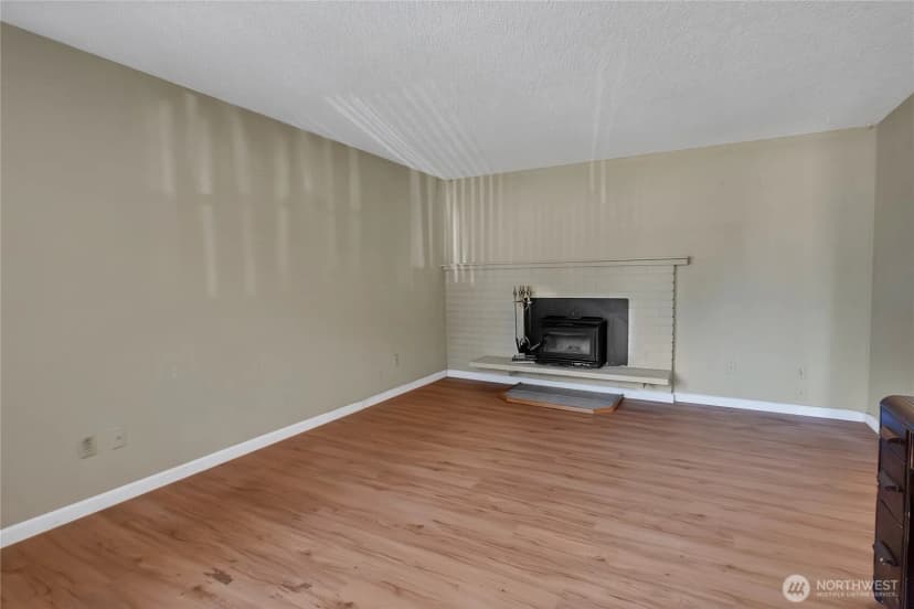 Property photo for 17123 17th Avenue E, Spanaway photo 8