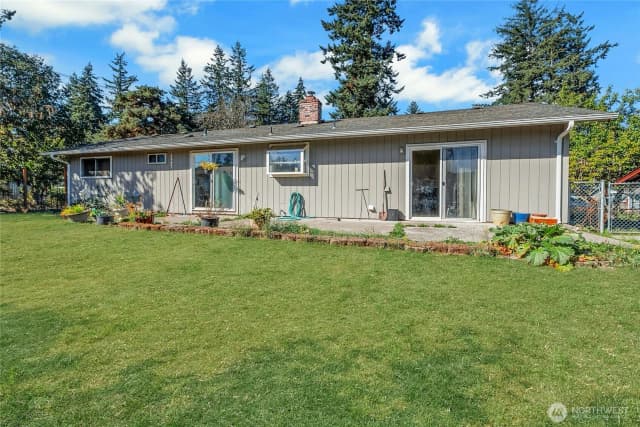 Property photo for 17123 17th Avenue E, Spanaway photo 3
