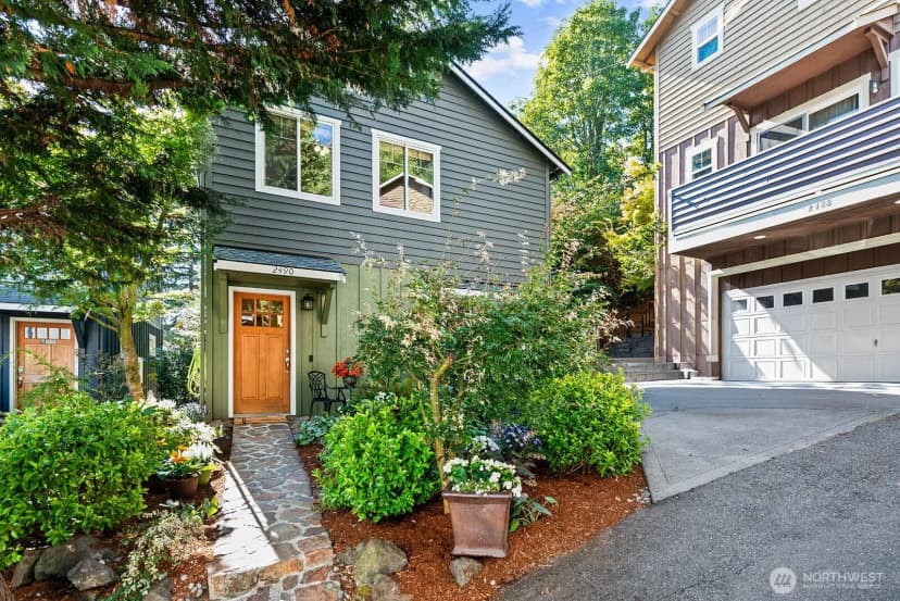 Property photo for 2490 Sw Webster Street, Seattle photo 31