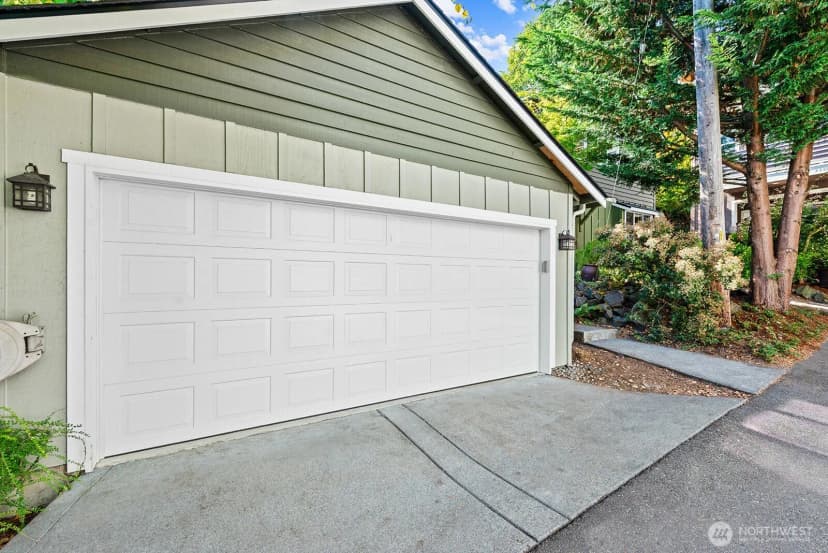 Property photo for 2490 Sw Webster Street, Seattle photo 30