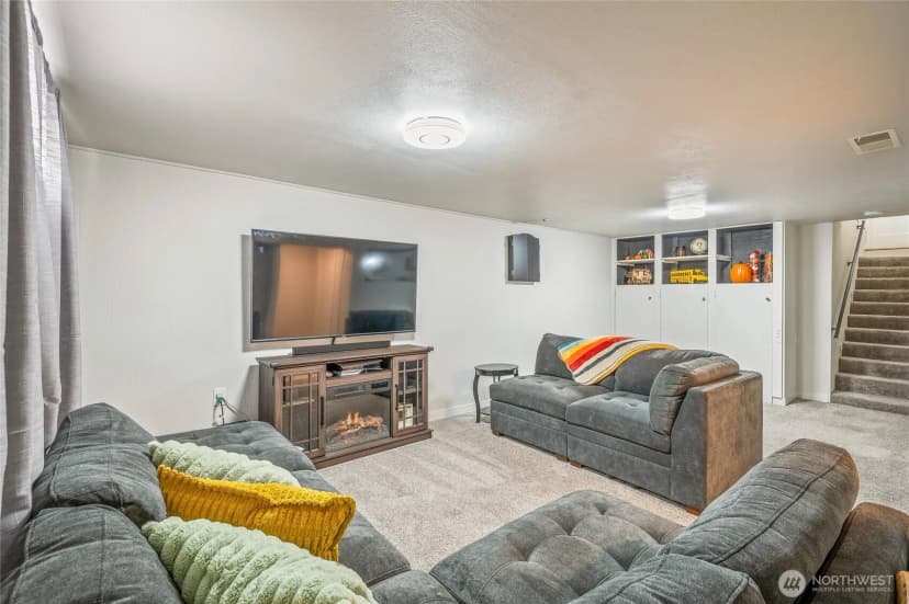 Property photo for 1226 8th Street, Wenatchee photo 19