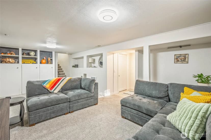 Property photo for 1226 8th Street, Wenatchee photo 18