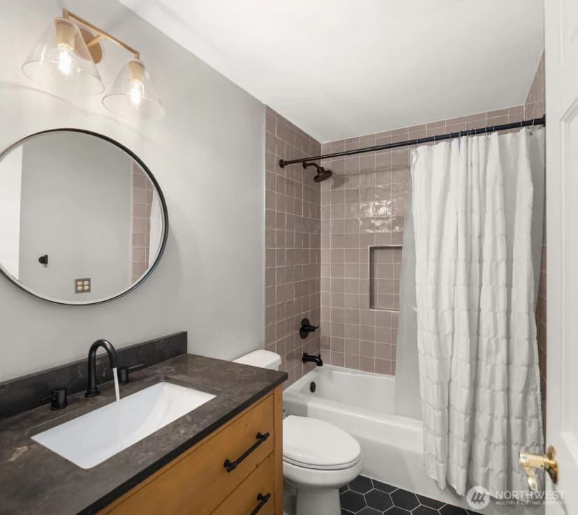 Property photo for 6920 94th Avenue Se, Mercer Island photo 27