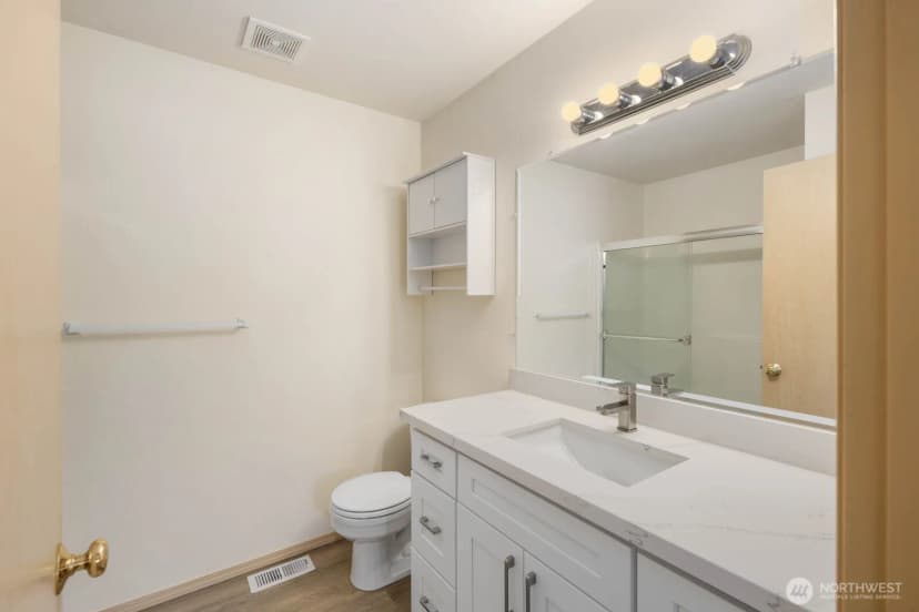 Property photo for 15920 42nd Avenue E, Tacoma photo 12