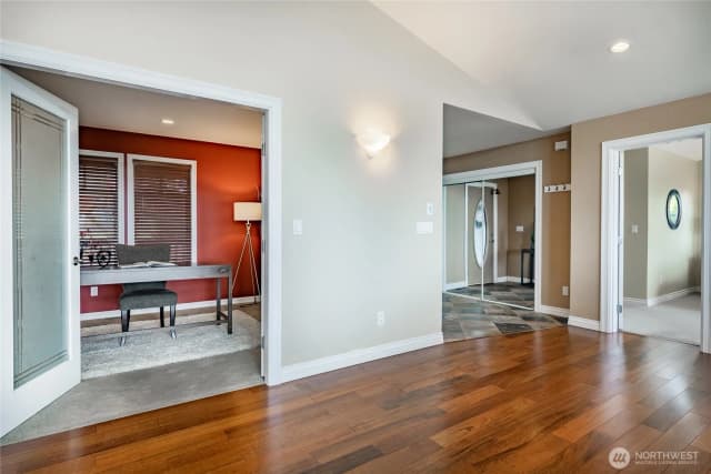 Property photo for 8124 Comox Rd, Blaine photo 5