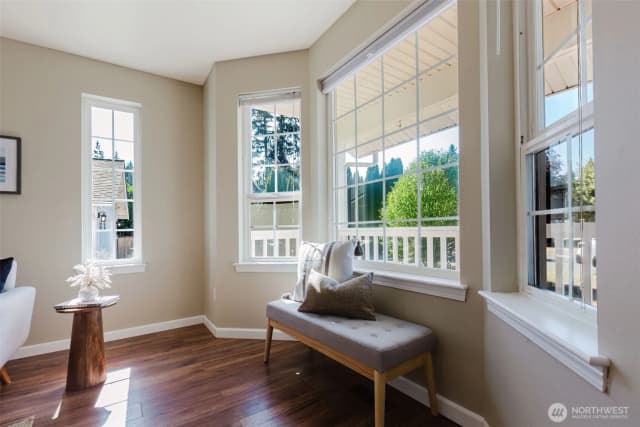 Property photo for 8473 Covina Loop Ne, Bremerton photo 4