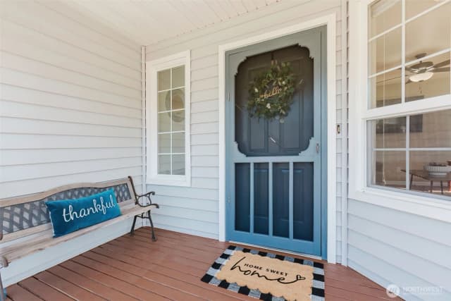Property photo for 8473 Covina Loop Ne, Bremerton photo 3