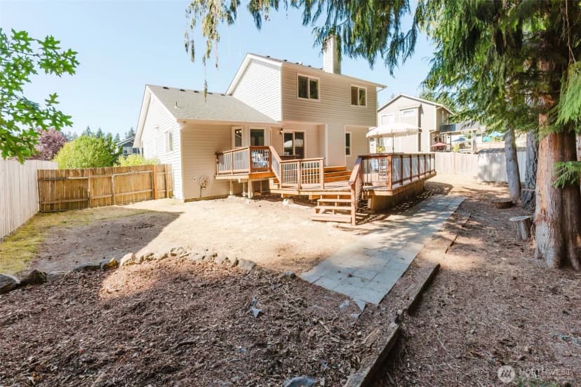 Property photo for 8473 Covina Loop Ne, Bremerton photo 30