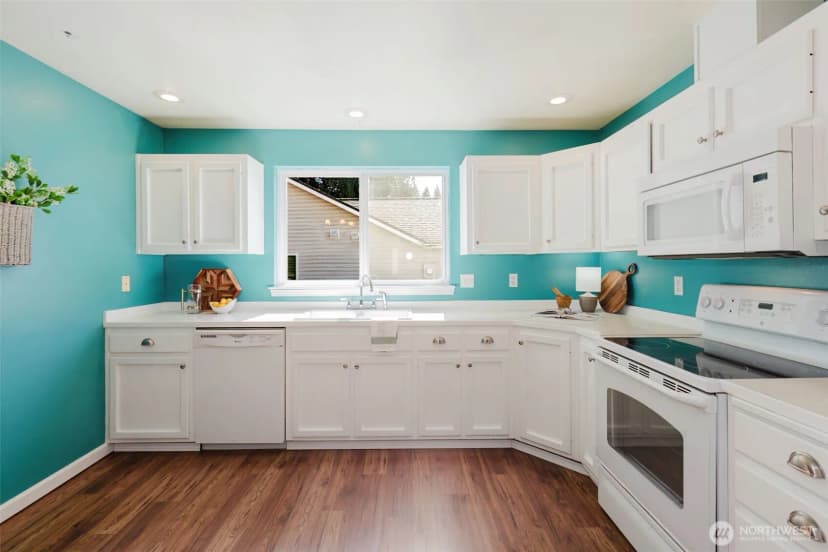 Property photo for 8473 Covina Loop Ne, Bremerton photo 8