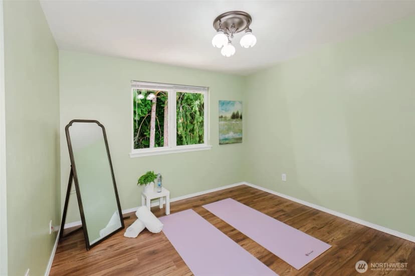 Property photo for 8473 Covina Loop Ne, Bremerton photo 23