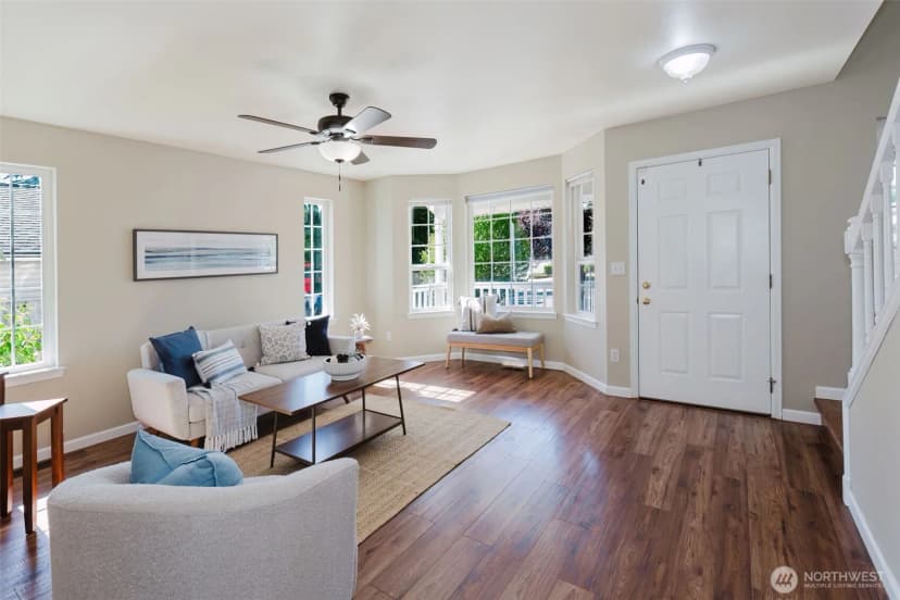 Property photo for 8473 Covina Loop Ne, Bremerton photo 6