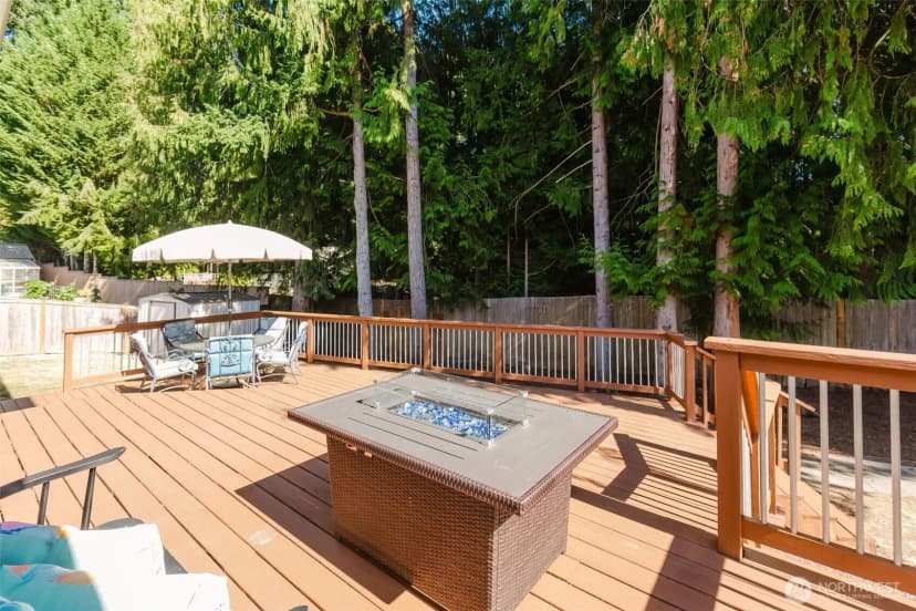 Property photo for 8473 Covina Loop Ne, Bremerton photo 25