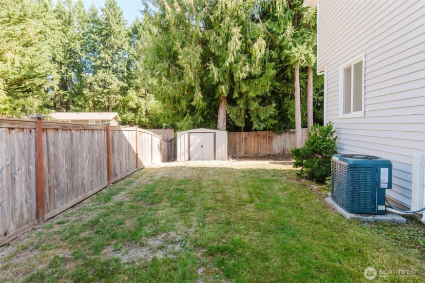 Property photo for 8473 Covina Loop Ne, Bremerton photo 31