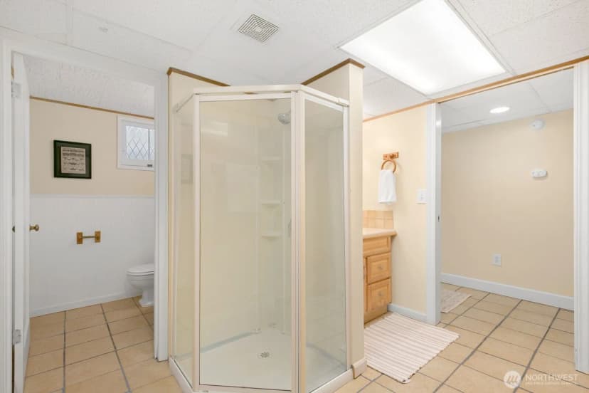 Property photo for 3430 40th Avenue W, Seattle photo 25