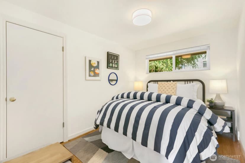 Property photo for 3430 40th Avenue W, Seattle photo 17