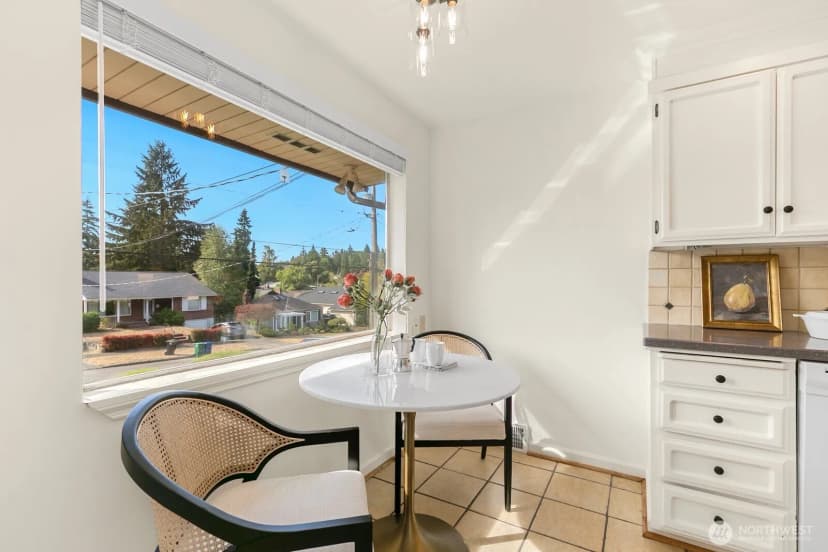 Property photo for 3430 40th Avenue W, Seattle photo 12