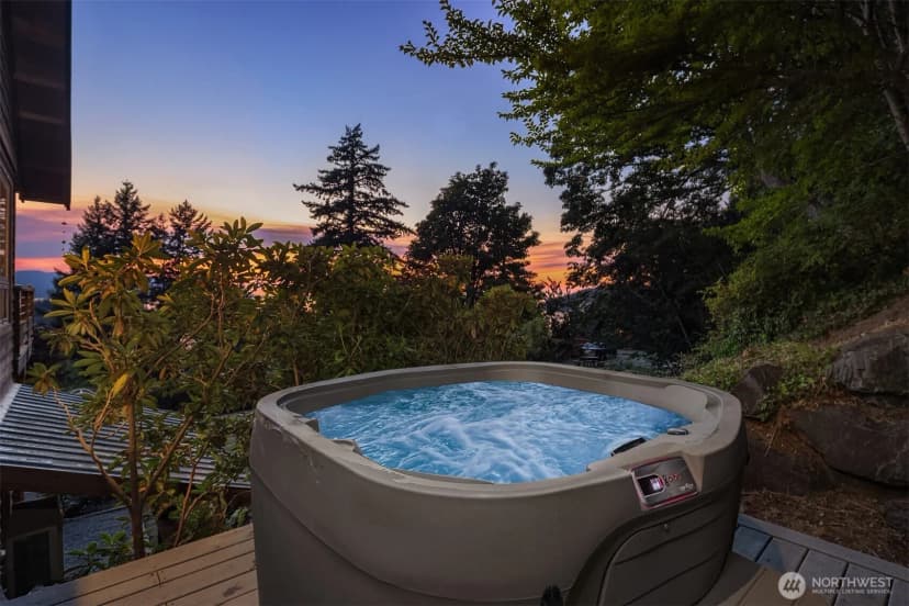 Property photo for 1002 Chuckanut Drive, Bellingham photo 31