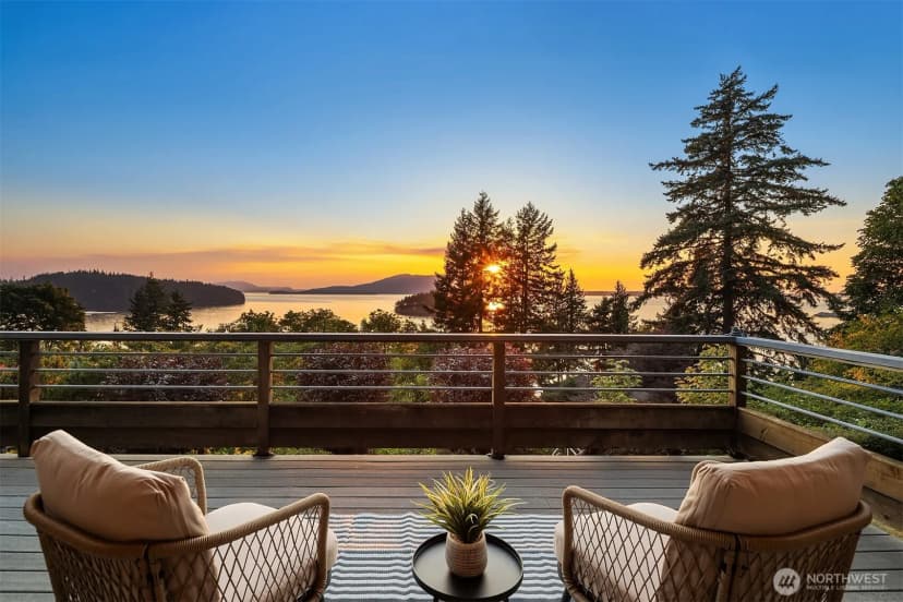 Property photo for 1002 Chuckanut Drive, Bellingham