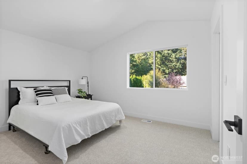 Property photo for 19538 158th Place Ne, Woodinville photo 25