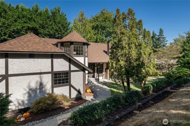 Property photo for 4631 Highland Drive, Bellevue