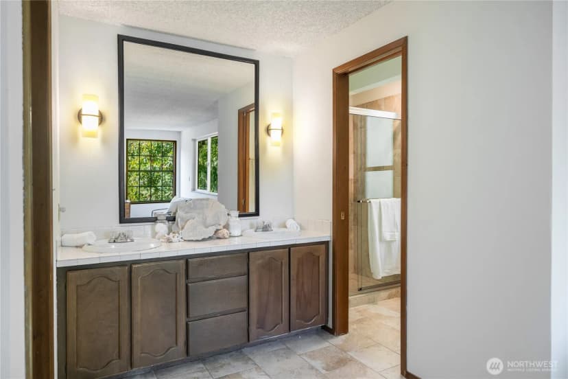 Property photo for 4631 Highland Drive, Bellevue photo 16