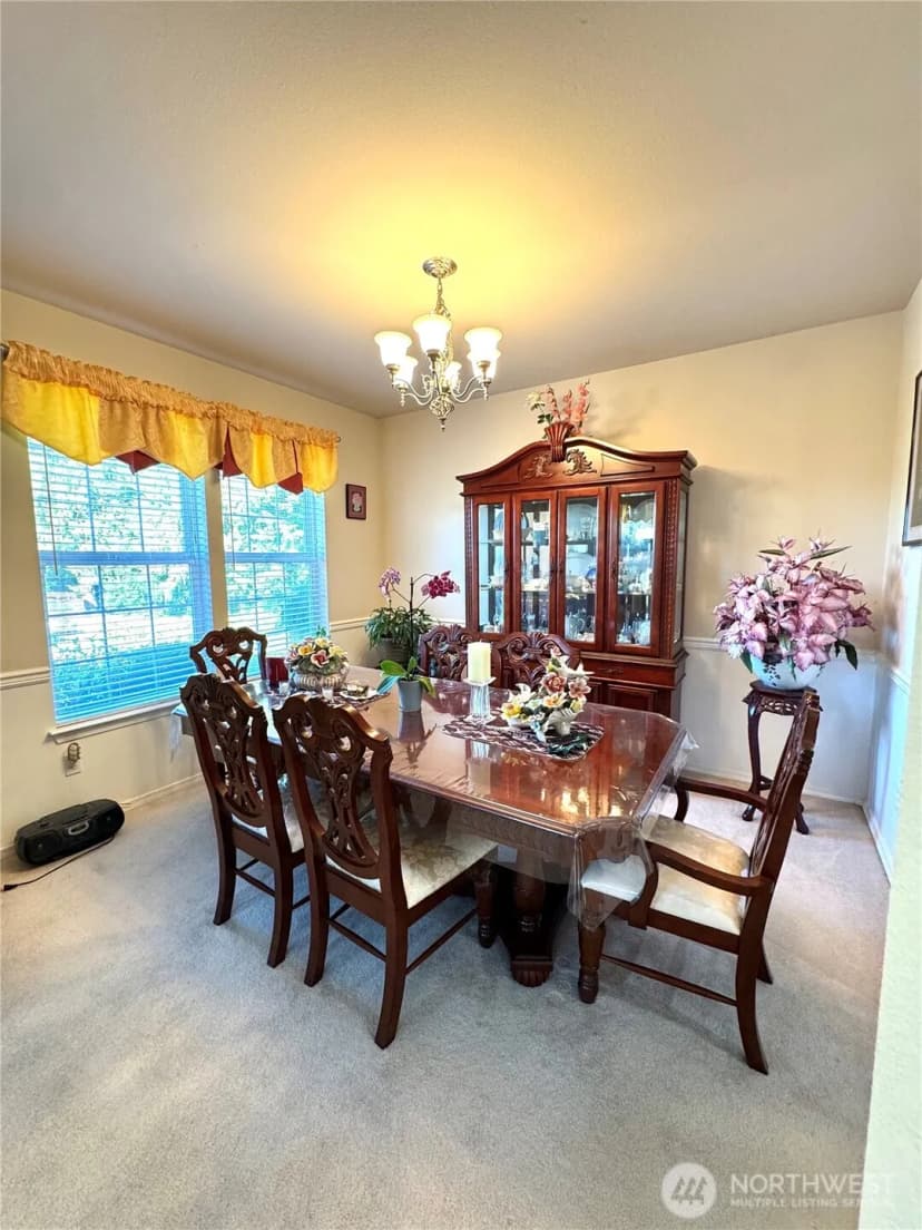 Property photo for 1612 Holbrook Avenue, Everett photo 10