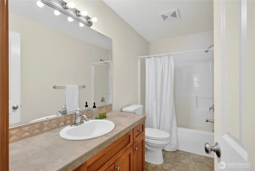 Property photo for 5910 Artist Drive, Ferndale photo 28