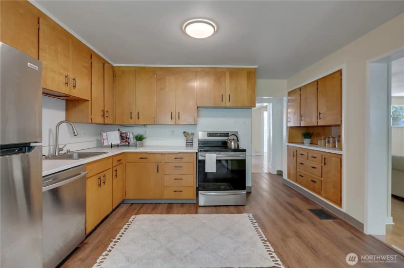 Property photo for 2132 Sunset Drive W, University Place photo 8