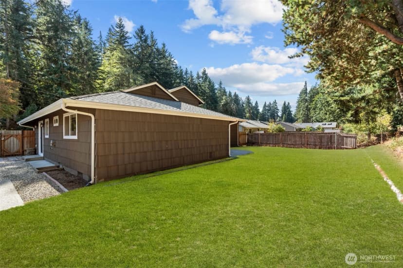 Property photo for 6201 227th Street Sw, Mountlake Terrace photo 32