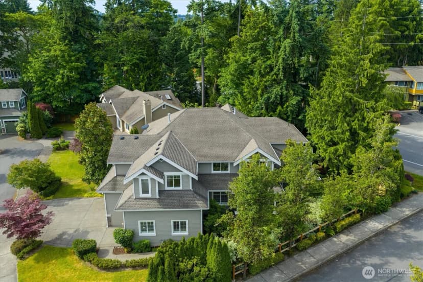 Property photo for 1122 140th Avenue Se, Bellevue photo 28